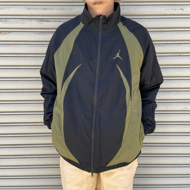 JORDAN NIKE ウォームアップジャケット　ナイロン　黒　緑　XL