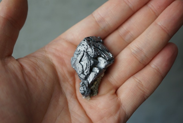 ブルガリア産ガレナ/クォーツ Galena / Quartz 1694