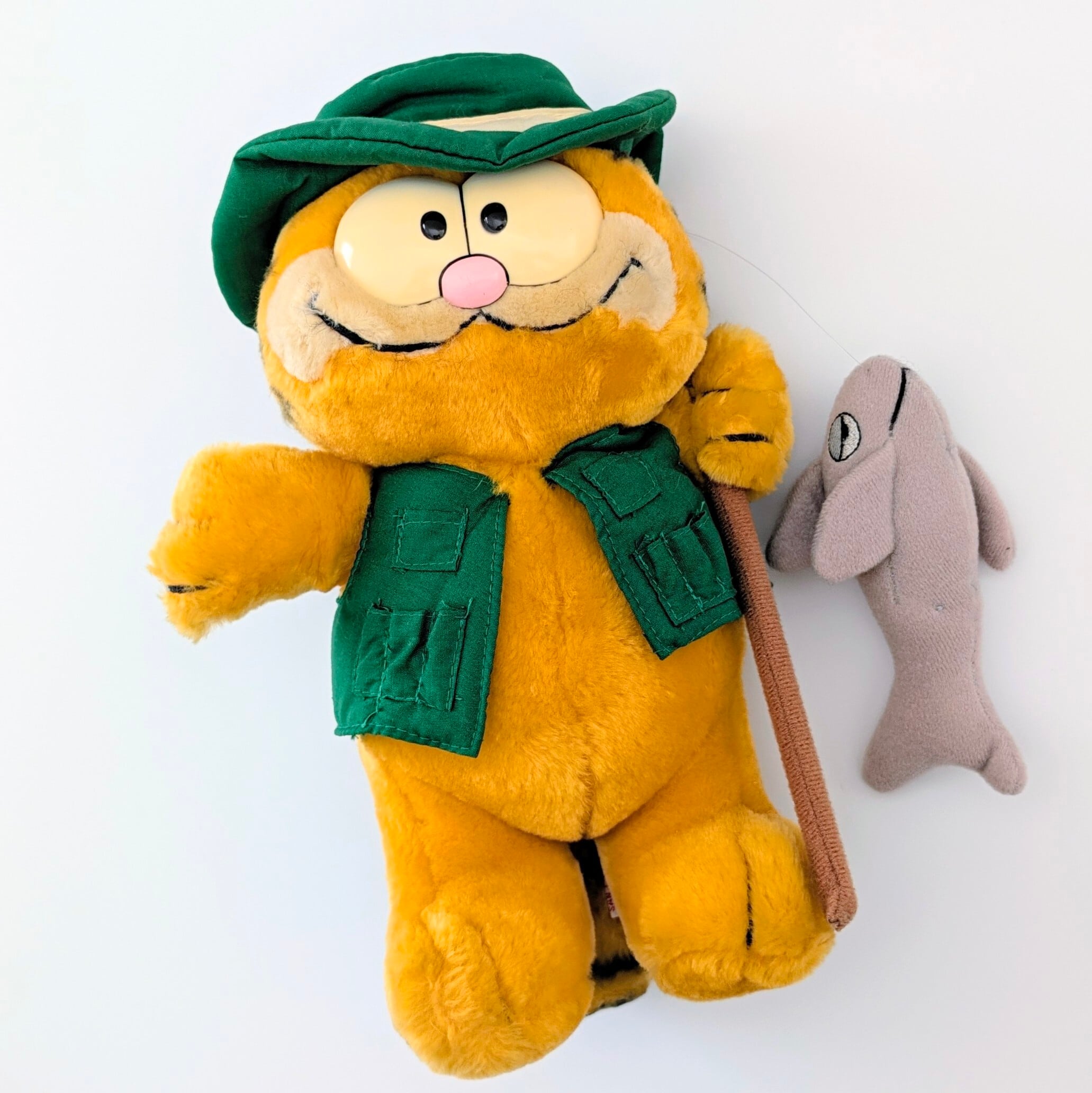 ☆ VINTAGE 1980年代初期 ☆【 Garfield ( ガーフィールド ) 】『 Fishing Garfield フィッシング ガーフィールド 』釣りガーフィールド / ぬいぐるみ / プラッシュ / plush / 1980年代年製 〚アメリカン雑貨 アメトイ〛