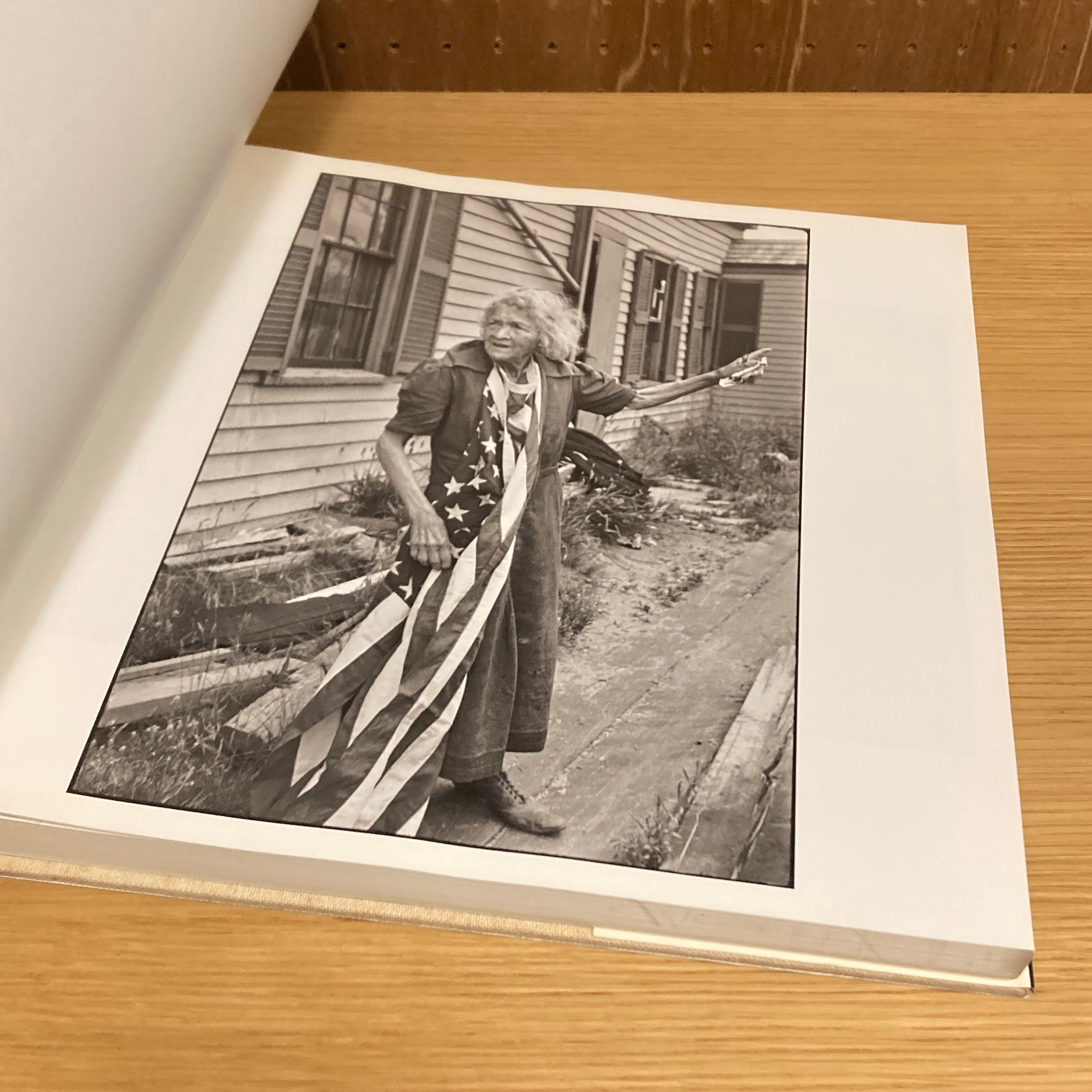 アンリ・カルティエ＝ブレッソン 写真集 「PHOTOGRAPHER」 1979年 アンリ・カルティエ＝ブレッソン 写真集 「PHOTOGRAPHER」 1979年