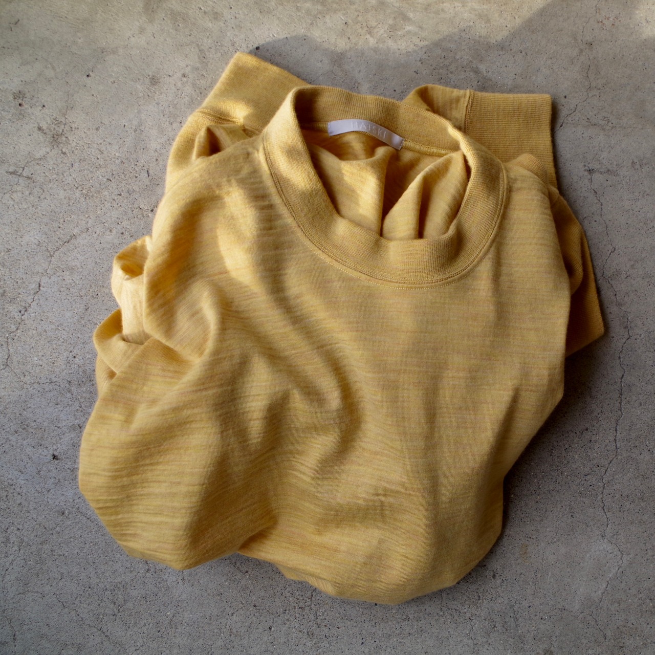 HATSKI  Washable Wool Crew Neck HTK-22009