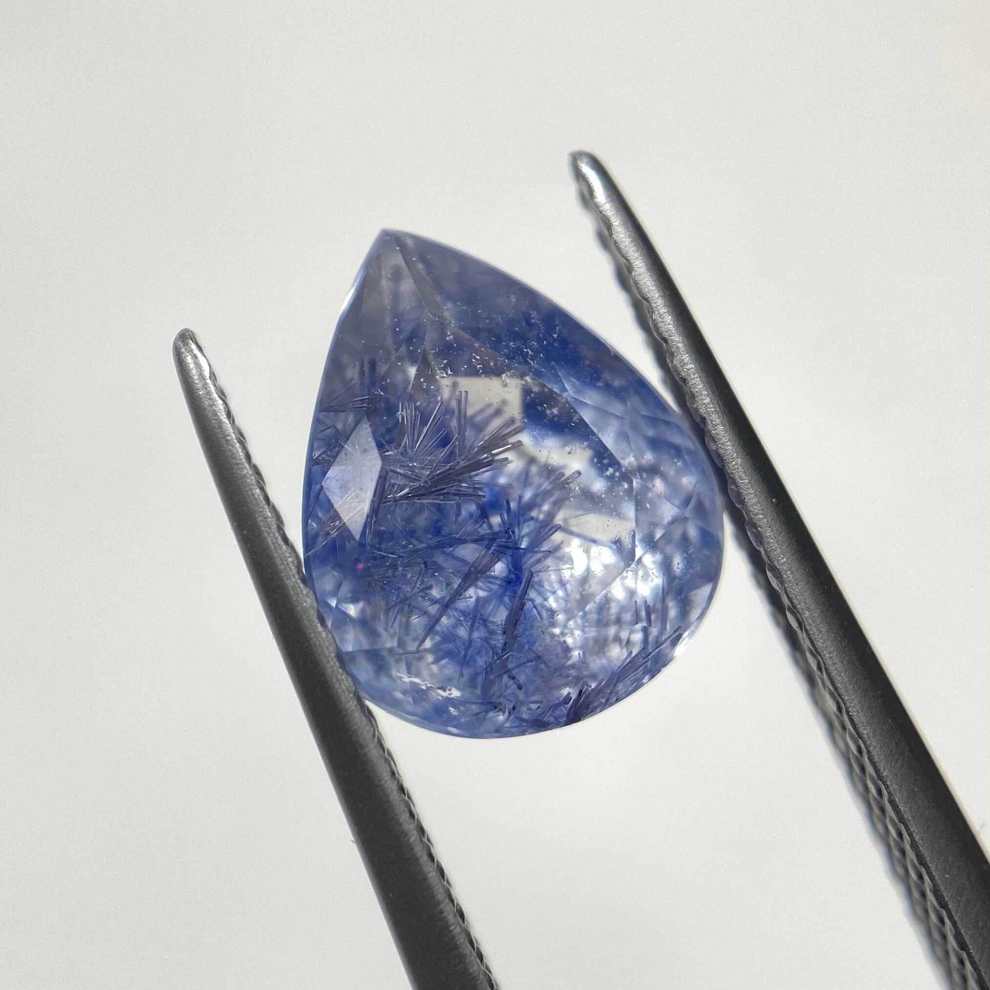 雪花　デュモルチェライトインクオーツ