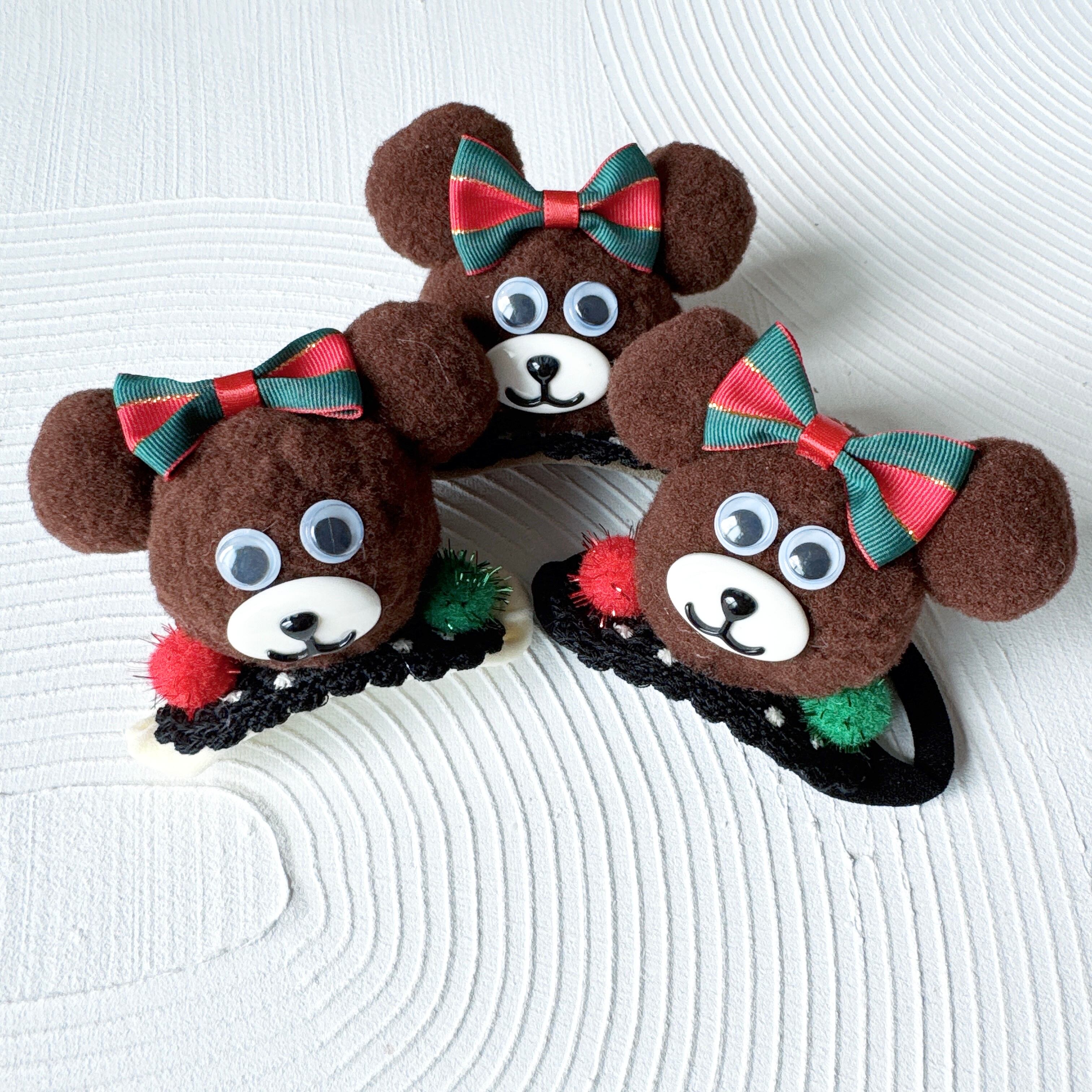 クリスマスリボンの大きなクマさんヘアバンド