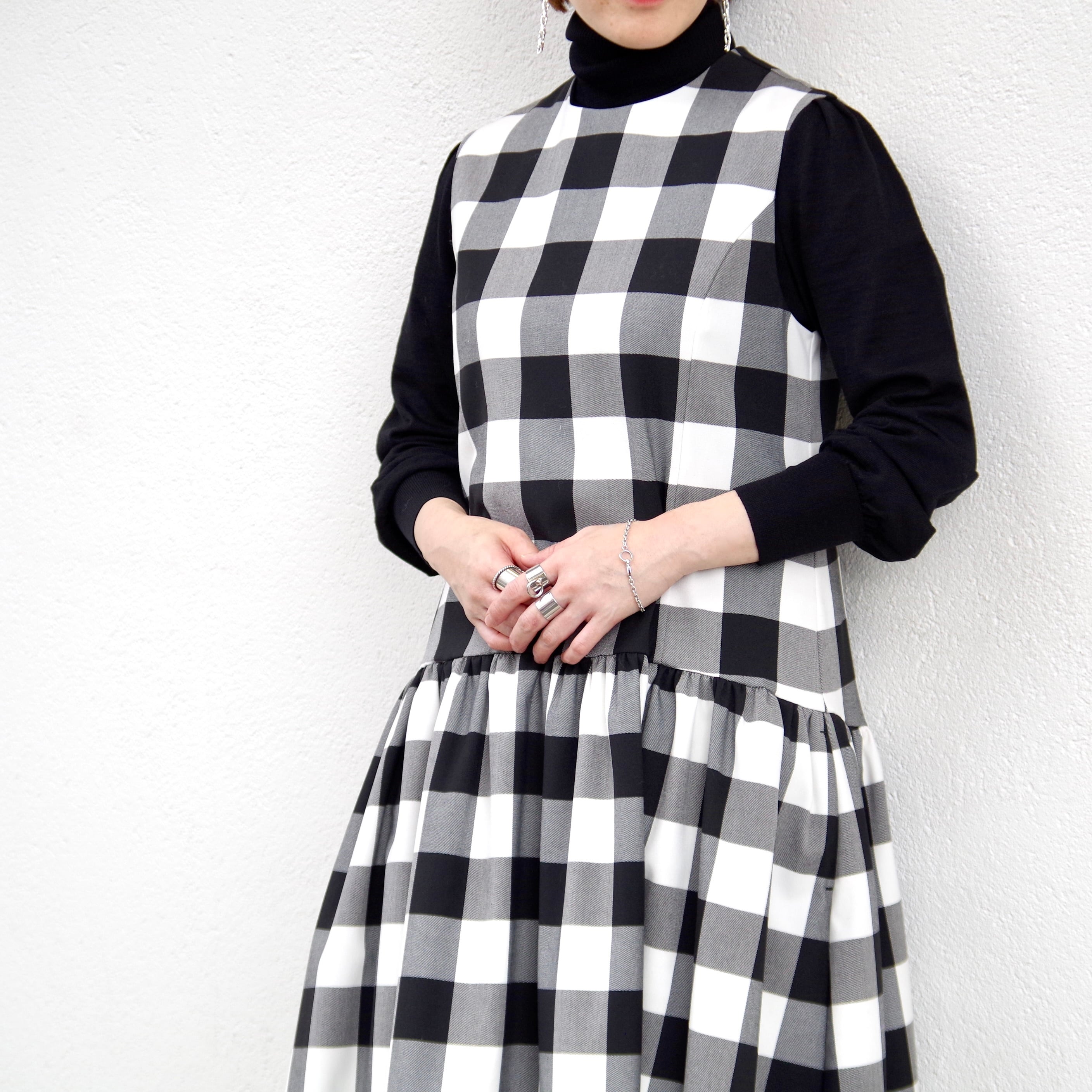 Pale Jute Block check no-sleeve one-piece short | 1F Store Pale Jute Block check no-sleeve one-piece short | 1F Store