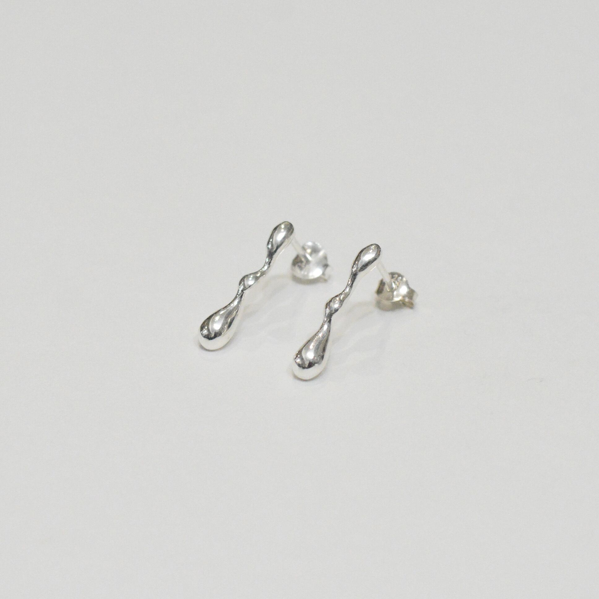 Tiffany & Co. クロスデザインシルバー925ピアス Tiffany & Co. クロスデザインシルバー925ピアス