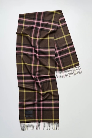 MAGNIBERG【Queen Scarf 335  -Black tea tartan-】