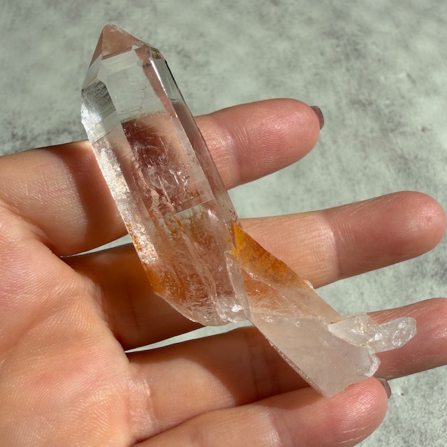ネパール・ダーディン産 ヒマラヤ水晶 ゴールデンヒーラー クラスター No.1