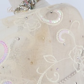 社交ダンス 衣装 ラテン ドレス ワンピース 白 フリンジ デモ 競技 ダンス パーティ 発表会 レース アイボリー オフホワイト ホワイト系 飾り きらめき エレガント フェミニン 上品 パフォーマンス 競技用舞台用