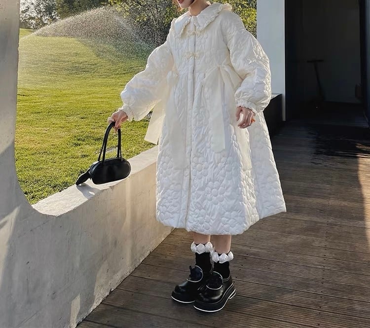 スーパービューティー♡人気完売！フラワーキルティングが可愛いロングジレジャケット スーパービューティー☆44☆新品タグ付き フード付きお花型