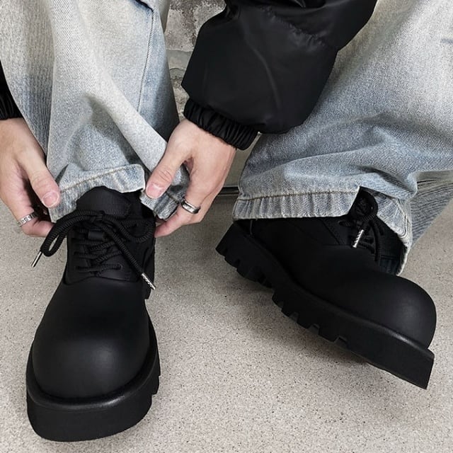【予約販売】レザーシューズ メンズ ビッグシルエット ゴツ底 厚底 靴 ブラック 黒 お洒落 韓国 トレンド カジュアル 24cm/24.5cm/25cm/25.5cm/26cm/26.5cm/27cm