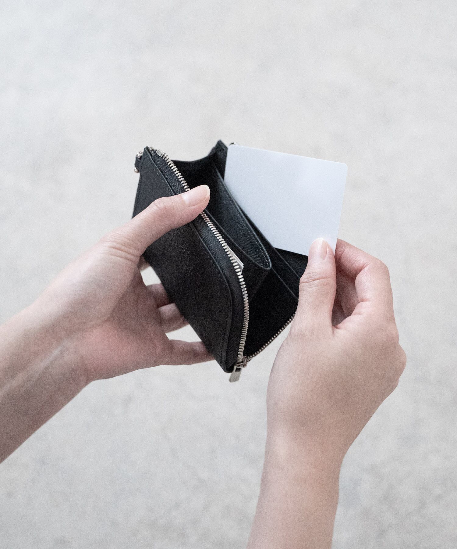 Dyneema Leather COMPACT ZIP WALLET/3038#1/超軽量ダイニーマレザー