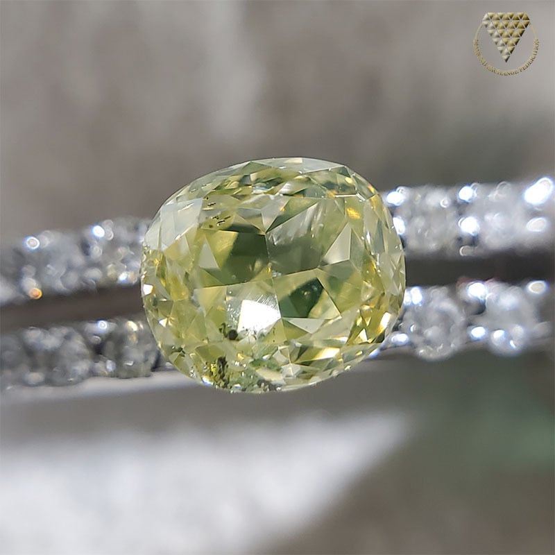 0.21 ct F.D.GRE.YELLOW GIA 天然 イエロー ダイヤ