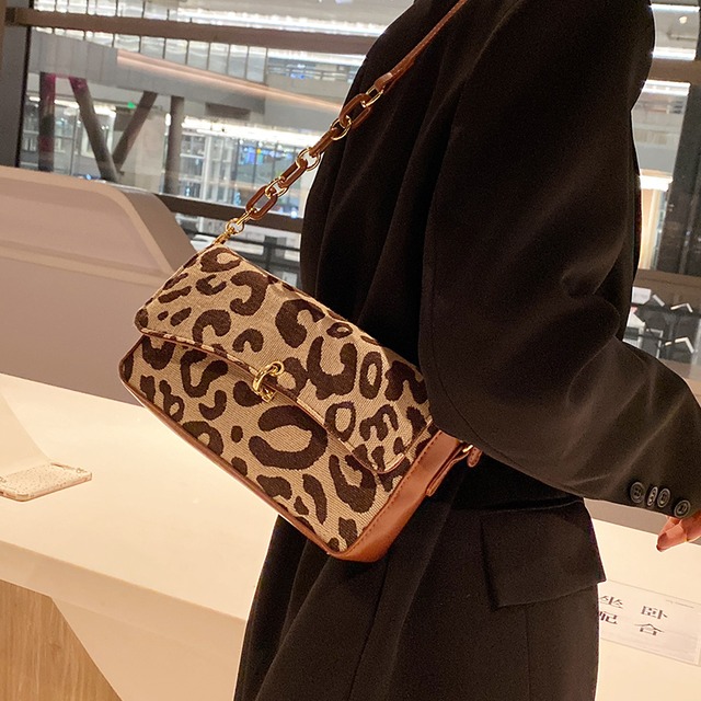 レオパードプリント柄オータムウィンター 秋物 冬物 スクウェア メッセンジャーバッグ Tiancai_Wing_Bag61346351992