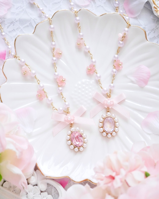 8202 さくらオーバルクリスタルビジューネックレス