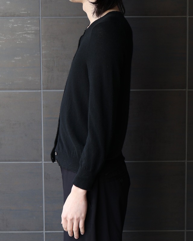 Crew neck knit cardigan