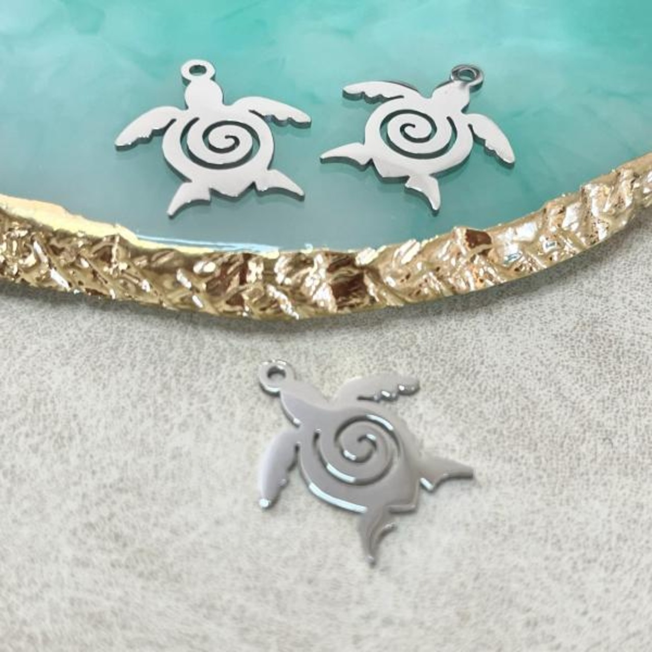 201ステンレス製ホヌチャーム/ハワイアン/海亀/アレルギー対応