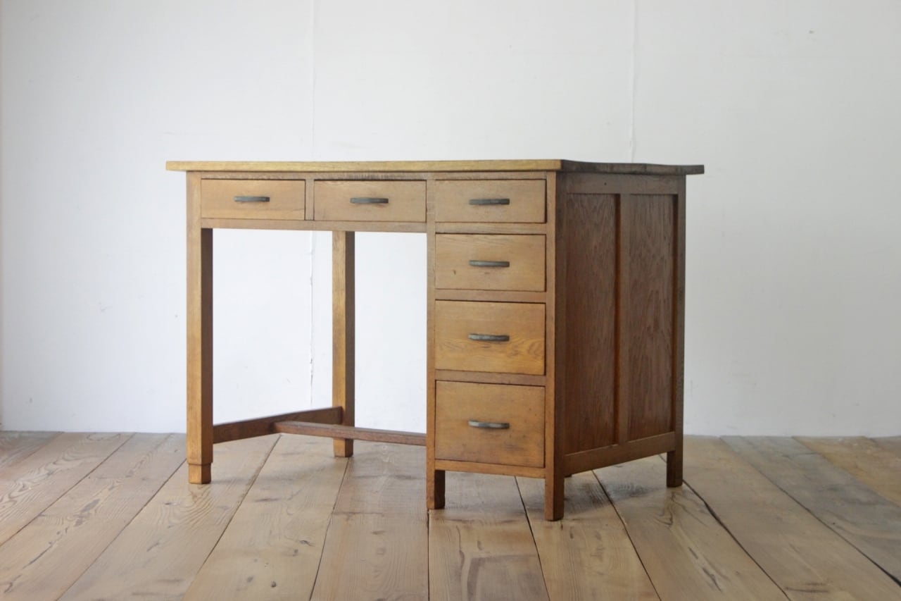 レトロ 片袖デスク 机 書斎 作業台 引き出し 抽斗 6杯 収納 木製 古道具