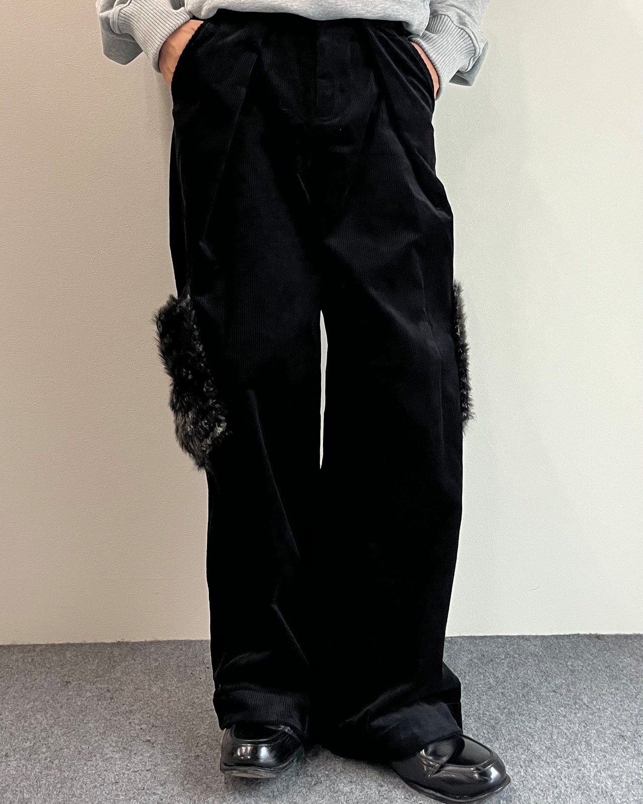 【26/AW Oscar Ouyang】Black corduroy cargo trousers