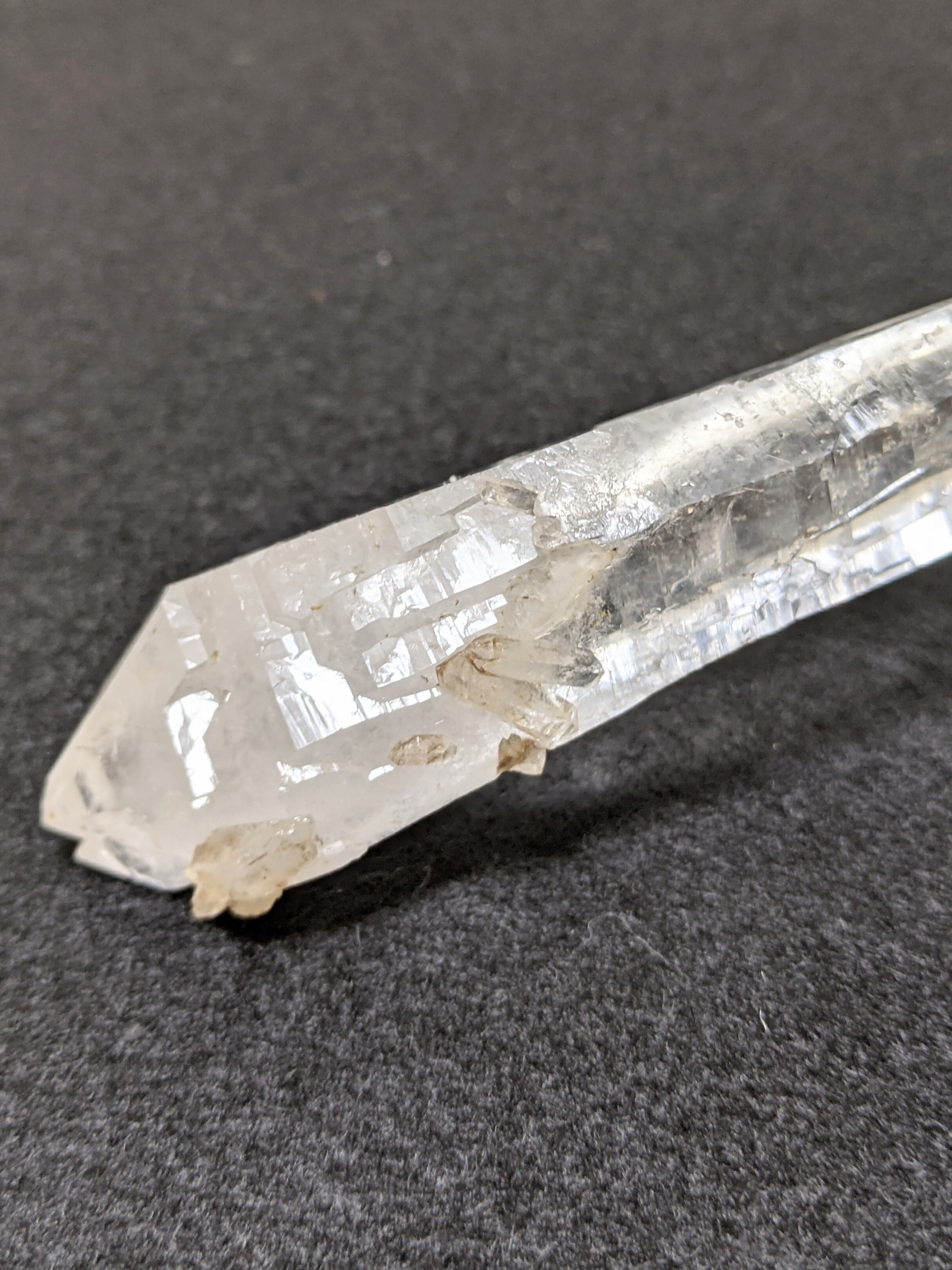 レーザーワンドクリスタル Wポイント 19.3cm 123g | Stone Kingdom