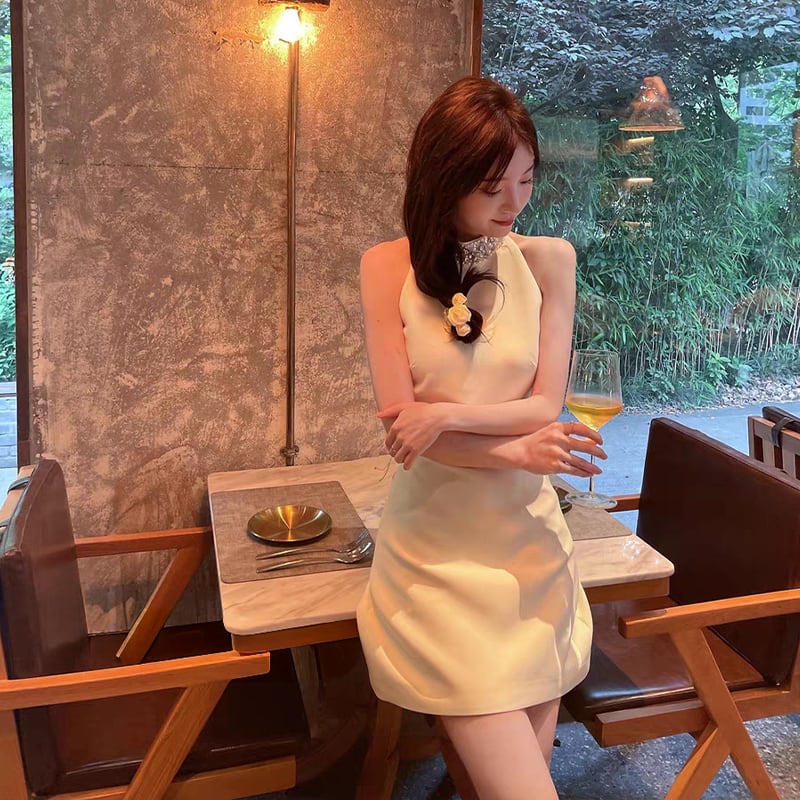 【dress】ラインストーン付きノースリーブワンピース Q8437