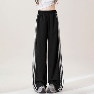 トラック パンツ レディース 春夏 韓国 ストリート ワイド サイドライン レース フリル 薄手 ハイウエスト ウエストゴム 裾ドローコード ジョガー風 ゆったり 体型カバー 着やせ 脚長 スポーティー 甘辛MIX カジュアル ダンス ライブ フェス 旅行 [LS-CGP048]