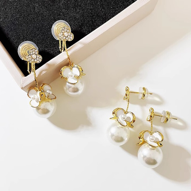 Flower pearl pierce & earrings　B639