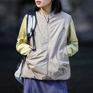 ライトトレイルスタンドカラーベスト　J0510