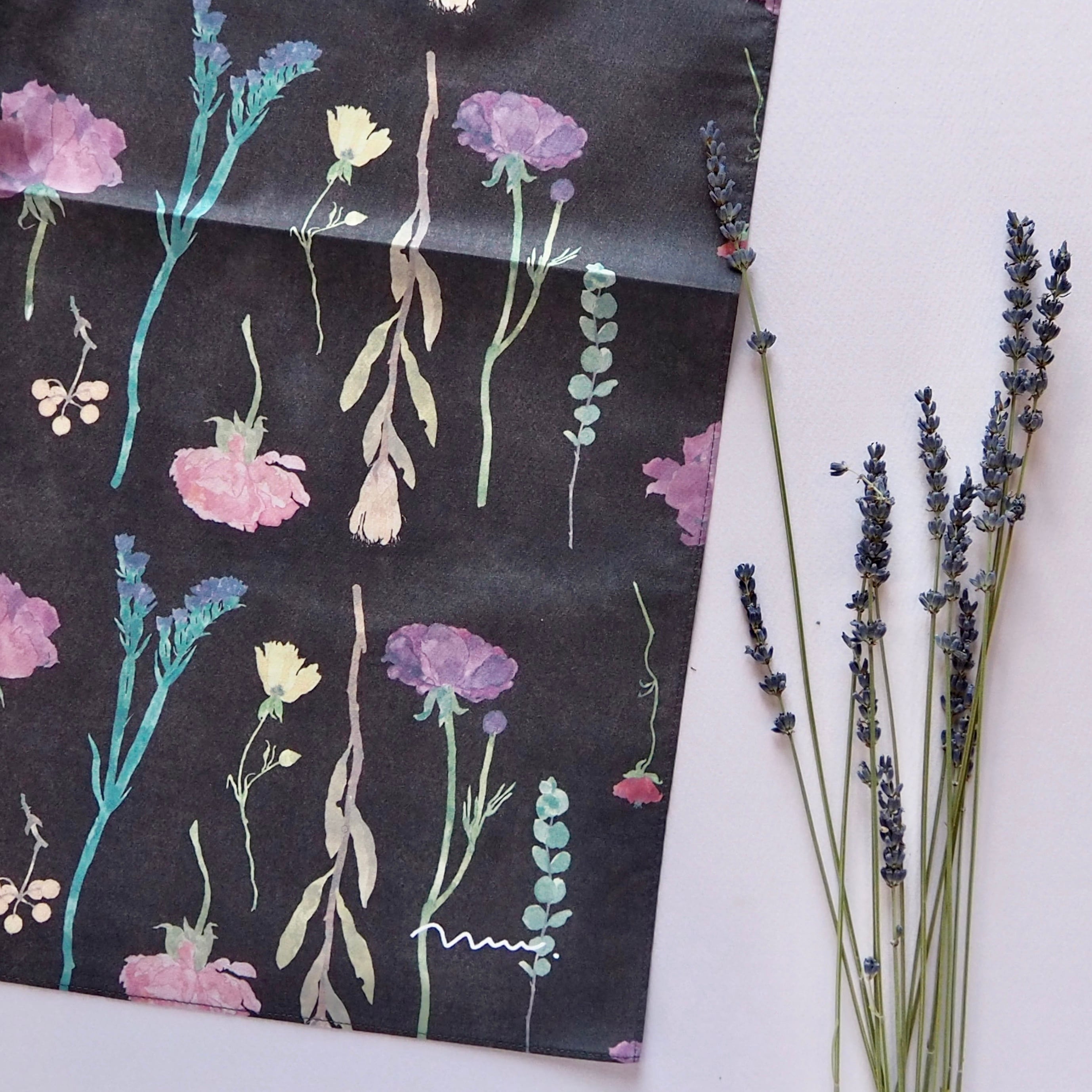 handkerchief《ほどけたブーケ》