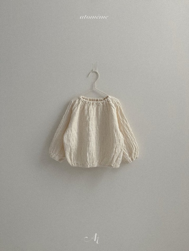 atomeme25wn_Volume Blouse