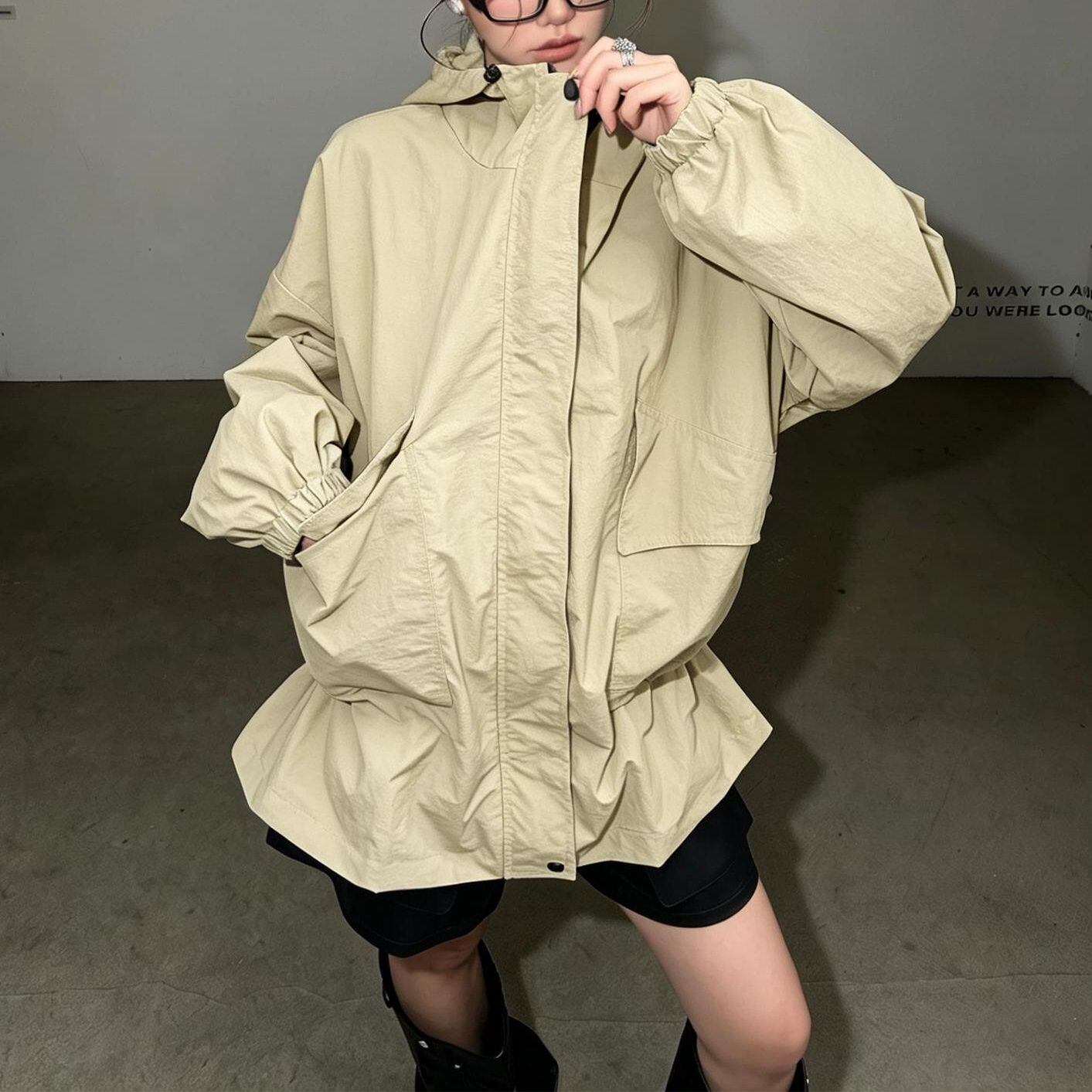 HOODED LONG SLEEVE MID-LENGTH WINDBREAKER M-18578