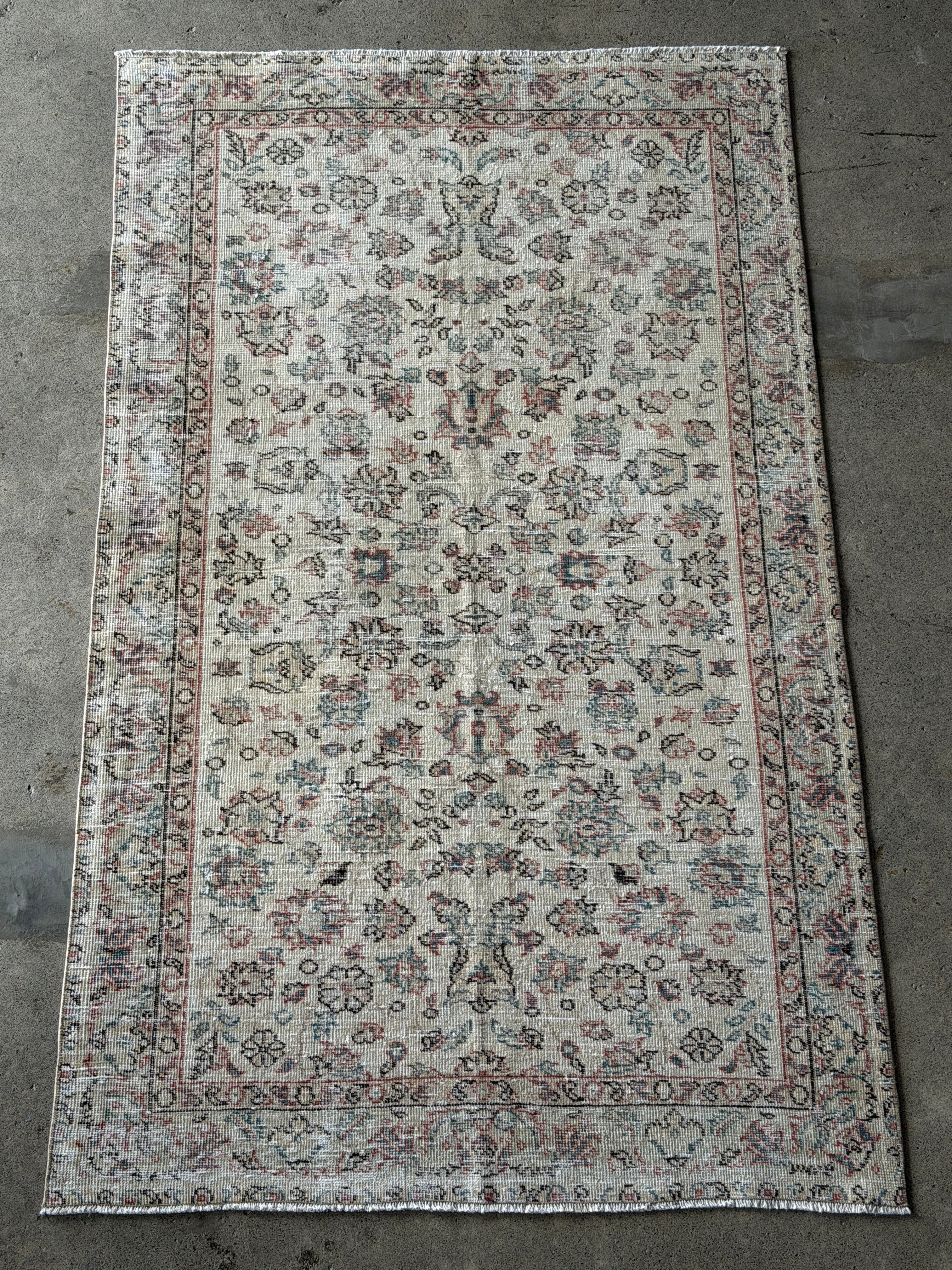Antiques&Crafts880
