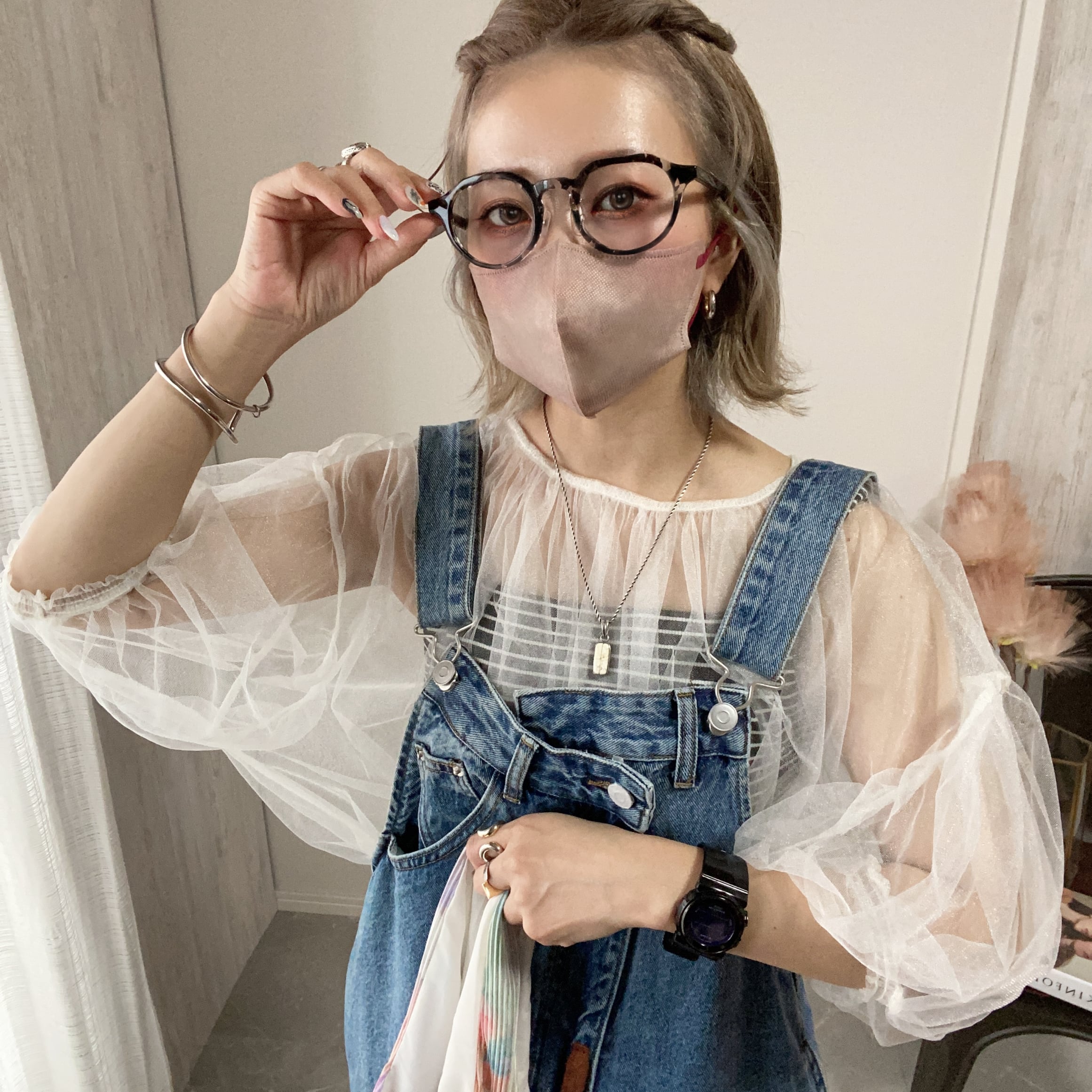 quui 2way gather blouse【cream】完売品 lame tulle 2way gather blouse【Ivory】 | Chich&Sally