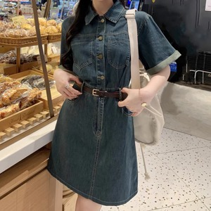 レディース スカート ワンピース シャツワンピ デニム デニムスカート ミニスカート ミニ ショート 膝上 半袖 襟付き Aライン ウエストマーク ポケット ハイウエスト ボタン ブルーデニム カラーデニム かわいい 大人可愛い きれいめ シンプル カジュアル 上品 おしゃれ かっこいい レトロ こなれ感 ラフ ガーリー ルーズ 個性的 クール 主役級 存在感 抜け感 ヴィンテージ ラブリー キュート ベーシック アメリカン アクティブ デート お出かけ 休日 カフェ コーデ 美脚 脚長 普段使い モテ