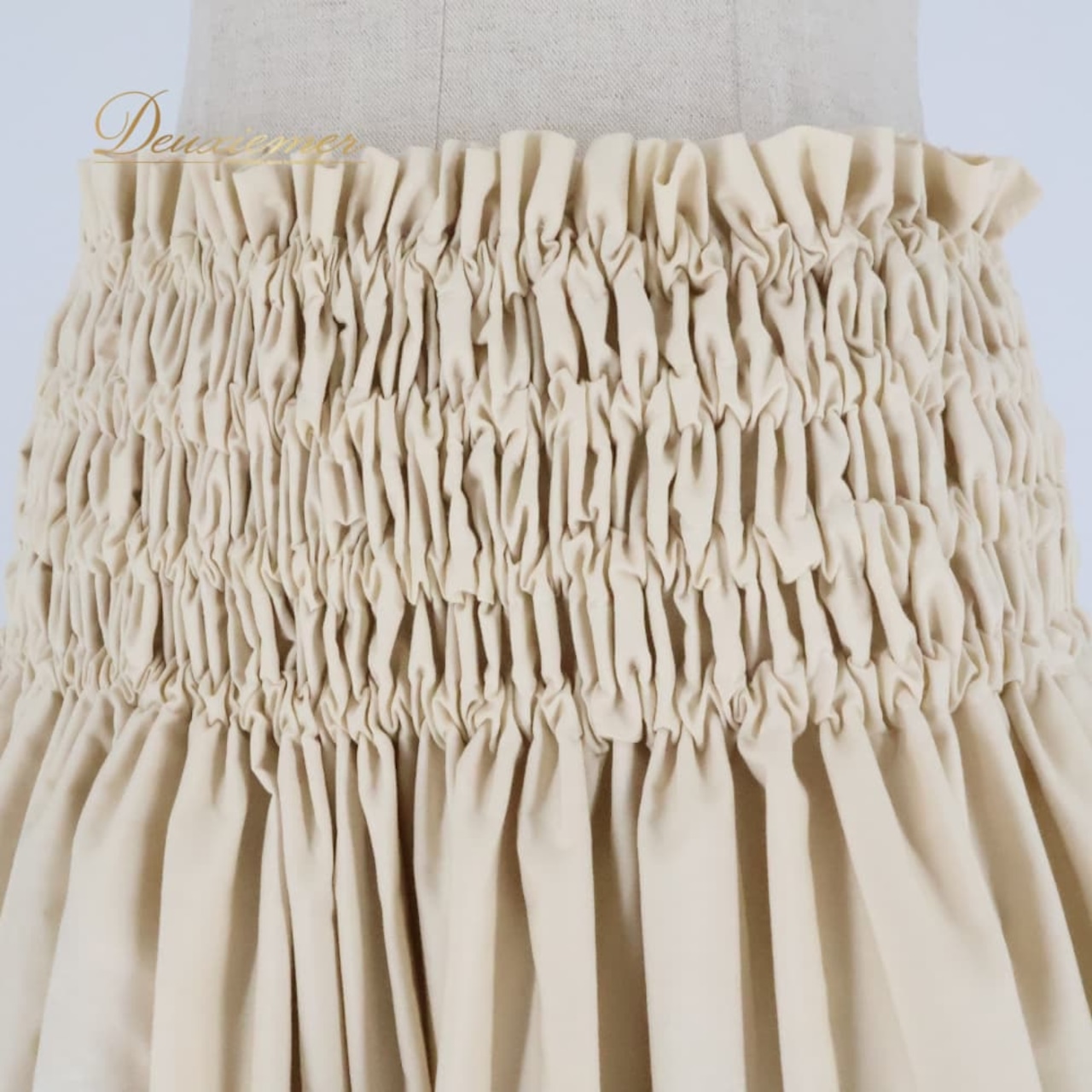 フラダンス 衣装 パウスカート ベージュ系 レフア柄 シングル シンプル カラフル かわいい 華やか 鮮やか 明るい 赤 緑 レッド系 グリーン系 ダンス衣装 ハワイアンダンス レディース ハワイアン アロハ ハワイアンプリント フラ ダンス レッスン 練習