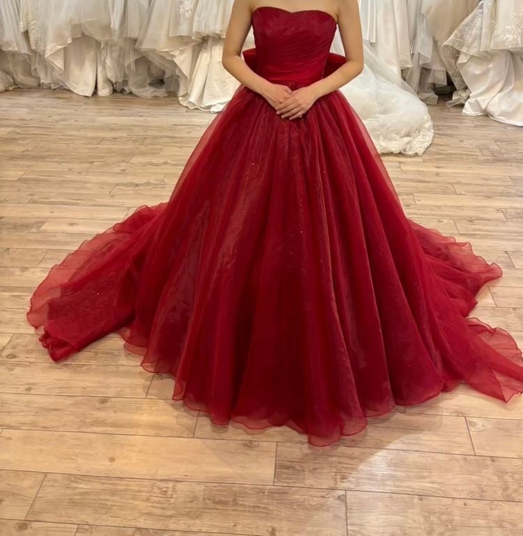 カラードレス ボルドー色 ふっくら柔らかなバックリボン ラッフル  