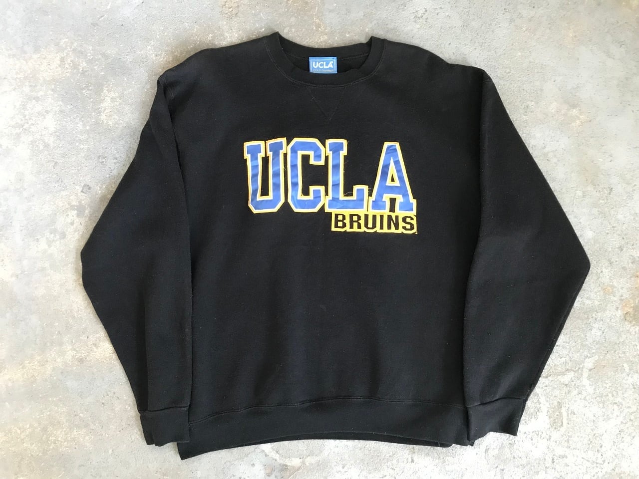 90s UCLA GOLD Standard sweat top MADE IN USA