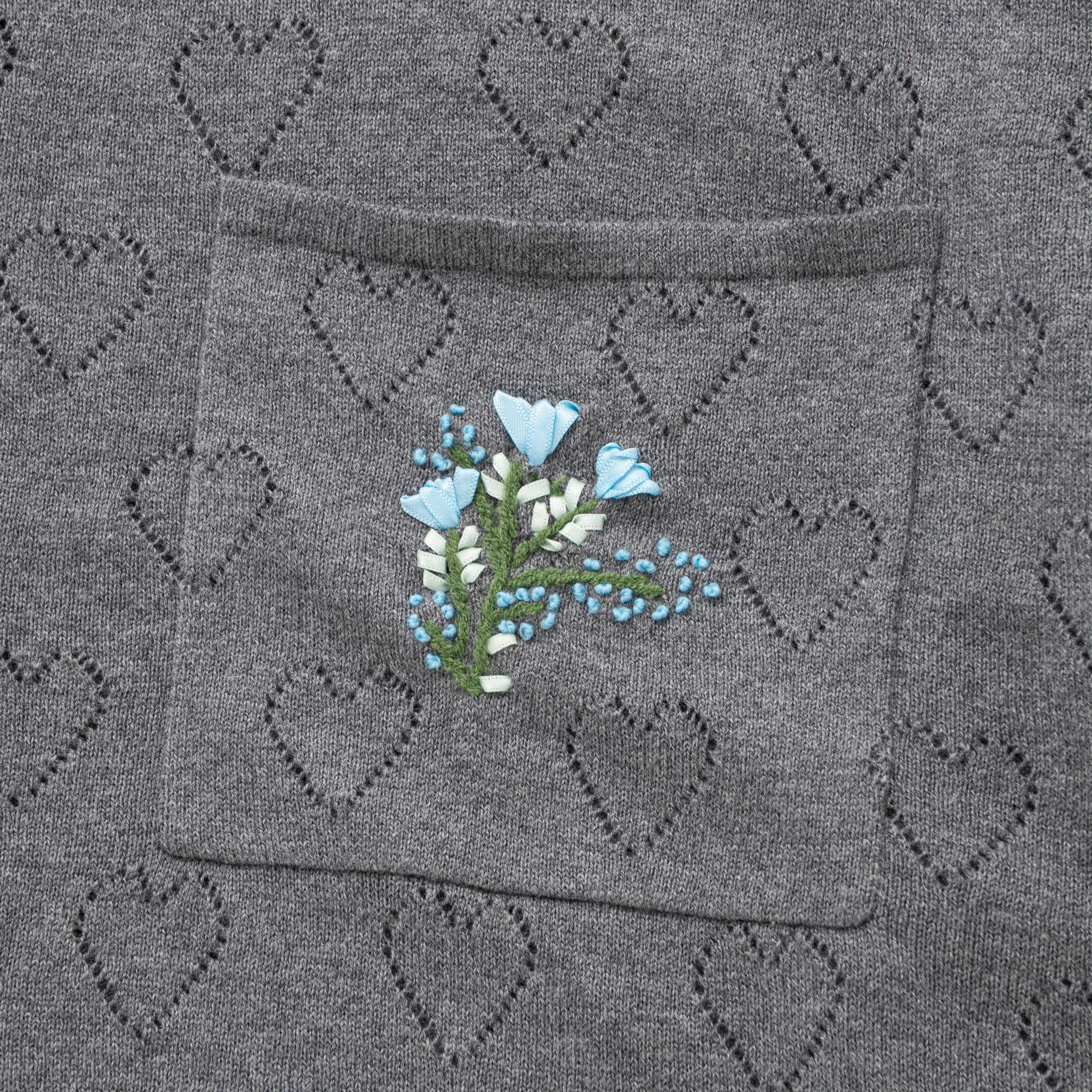 Flower embroidery knit shirt（GREY） | TTTMSW