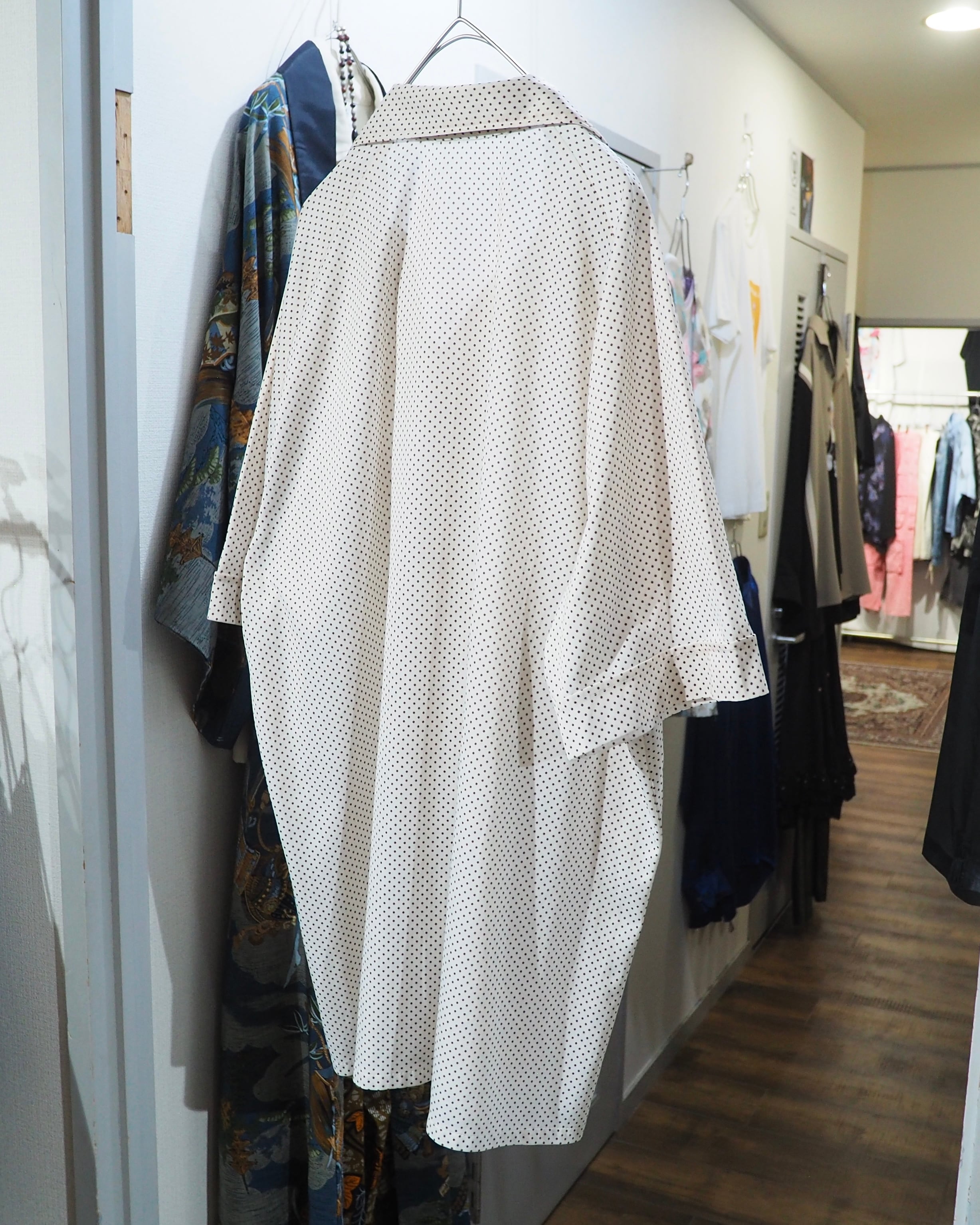 1980s White Dot × Unknown Embroidery vintage SS shirt