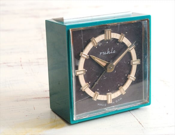 旧東ドイツ製 ヴィンテージ RUHLA 手巻き 目覚まし時計 ゼンマイ式