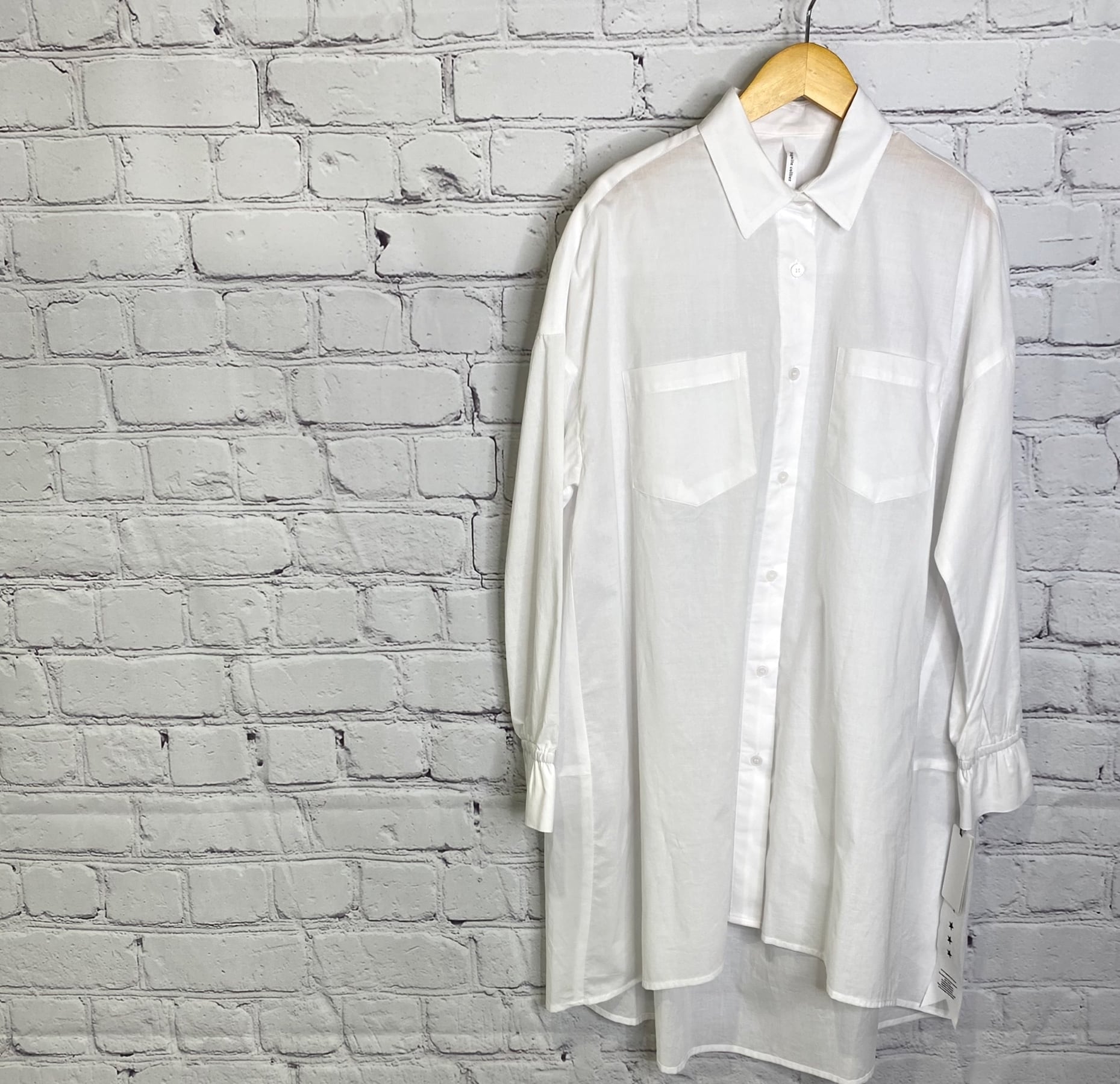 SALE! Dignite collier ディニテコリエ 袖ゴムコクーンシャツ無地