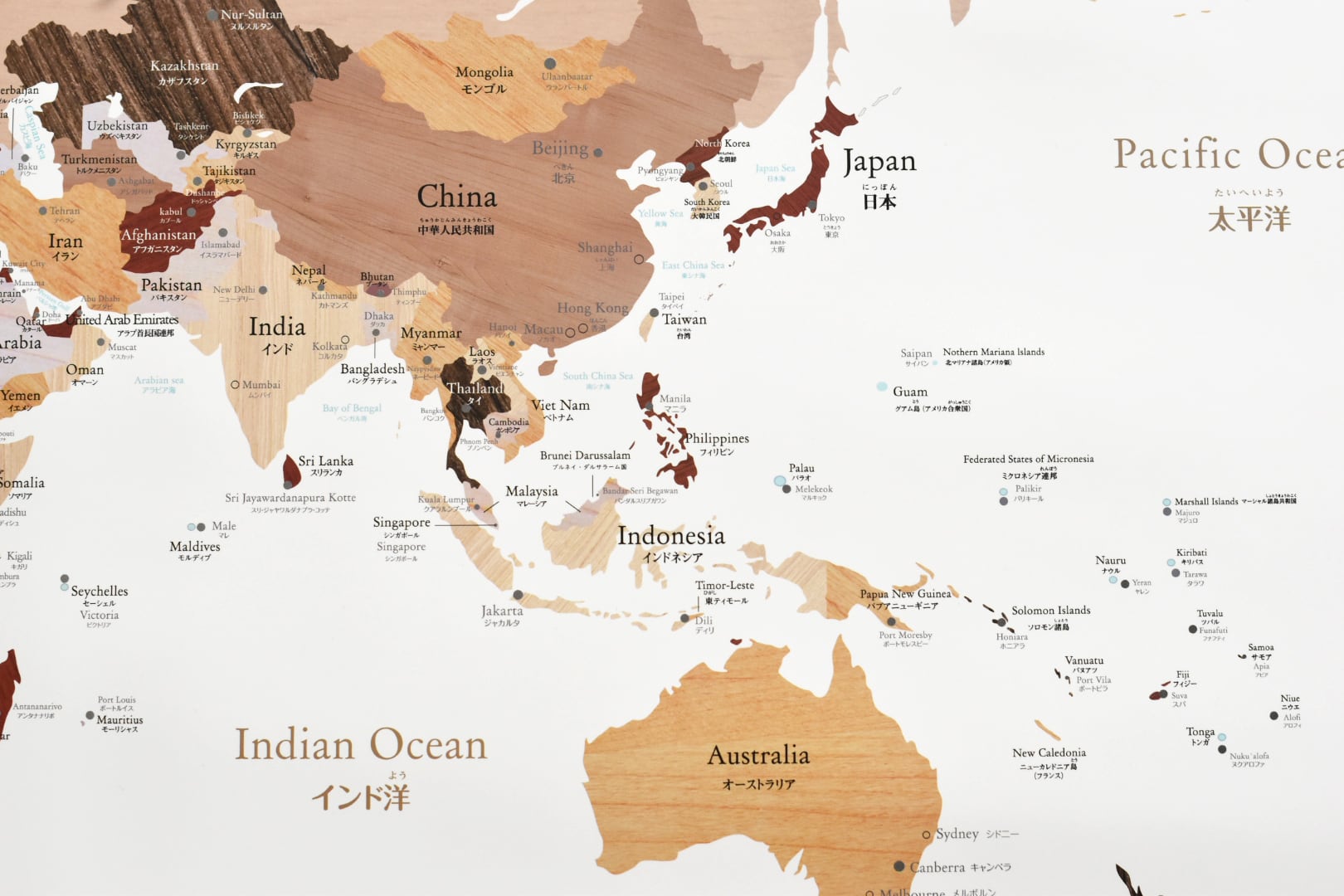 【送料無料】A1サイズ ヨーロッパ中心 世界地図 英語＆日本語表記 ポスター 【受注生産】 タペストリー オフィス 塾 会議室 おしゃれ 室内用 知育  | SONORITE powered by BASE