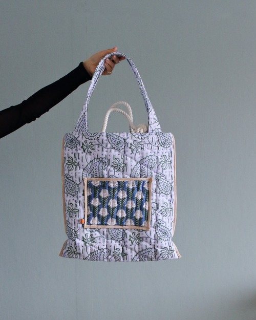 Block quilt tote. [GRN＆LAV]