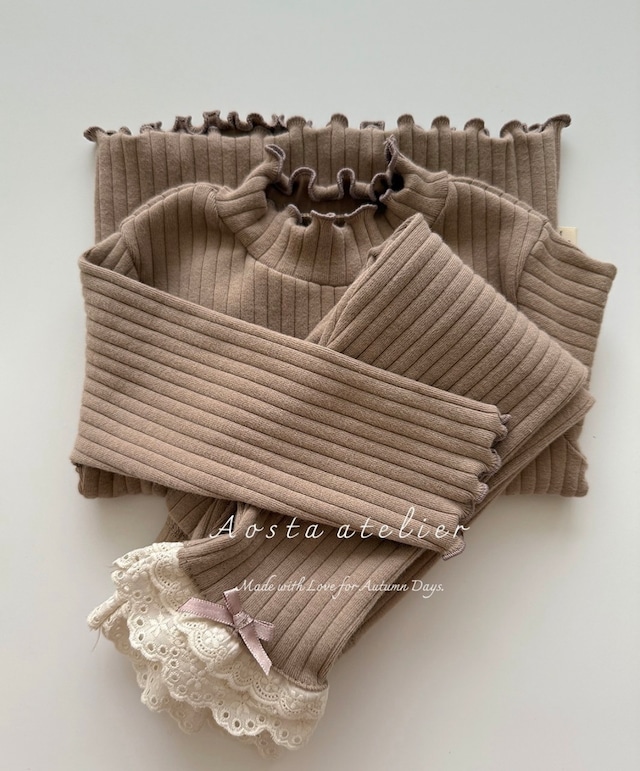 即納⌇aosta / Camellia leggings