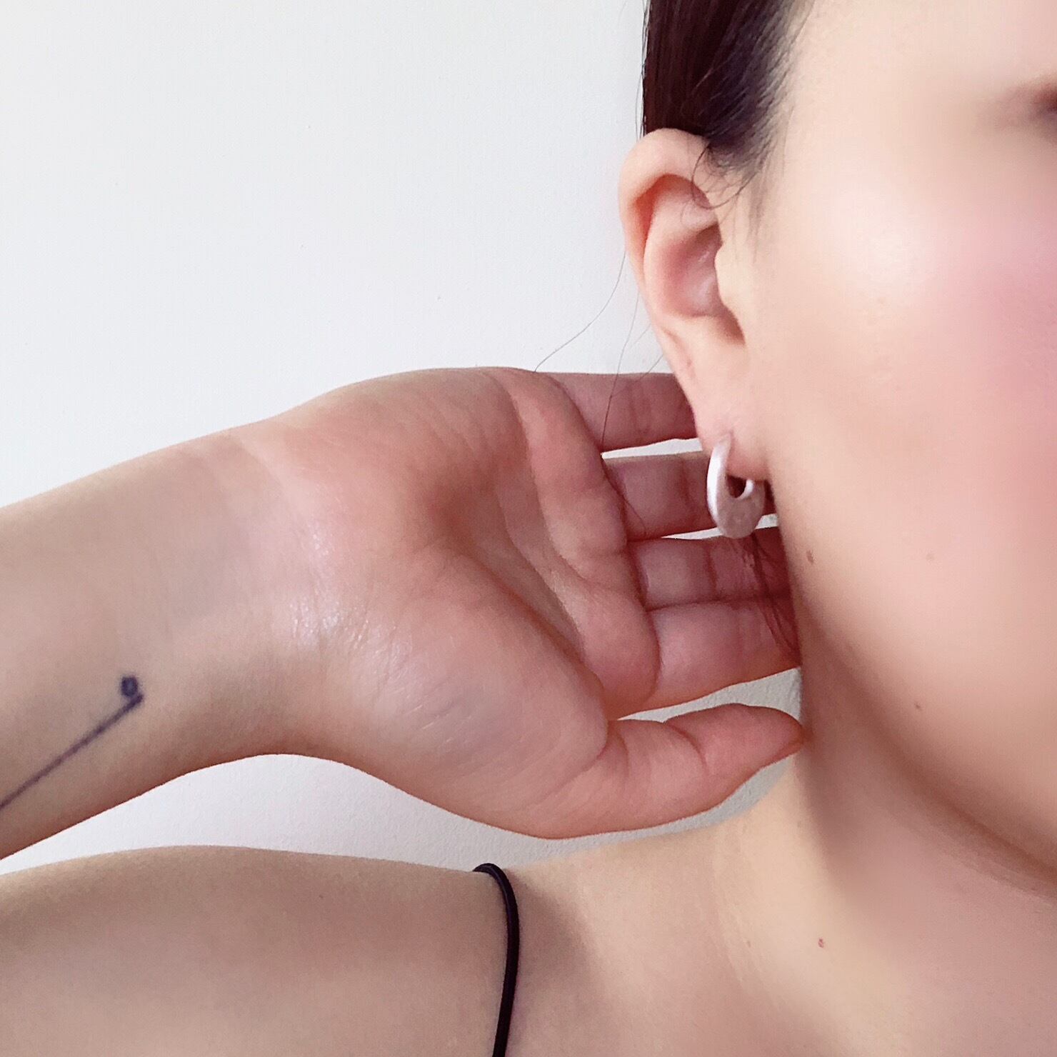 crescent moon pierce | synchronicity silver jewelry