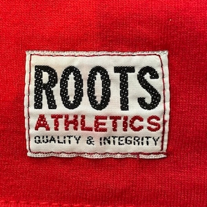 【Roots Athletes】 カナダ製 ロゴ プリント Tシャツ ルーツ Mサイズ US古着