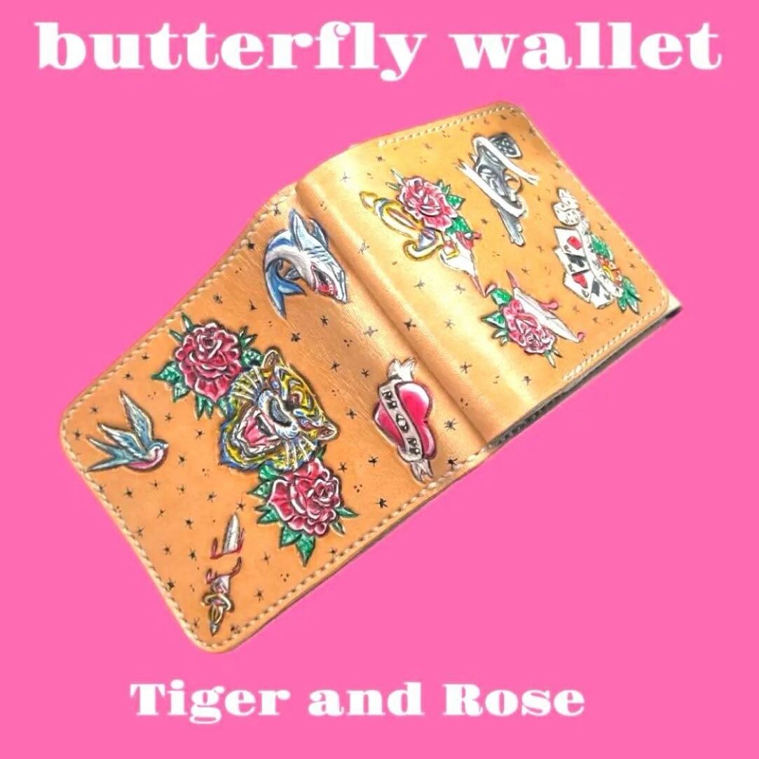 カービング ラウンドファスナーケース フラワー／ブラック カービング