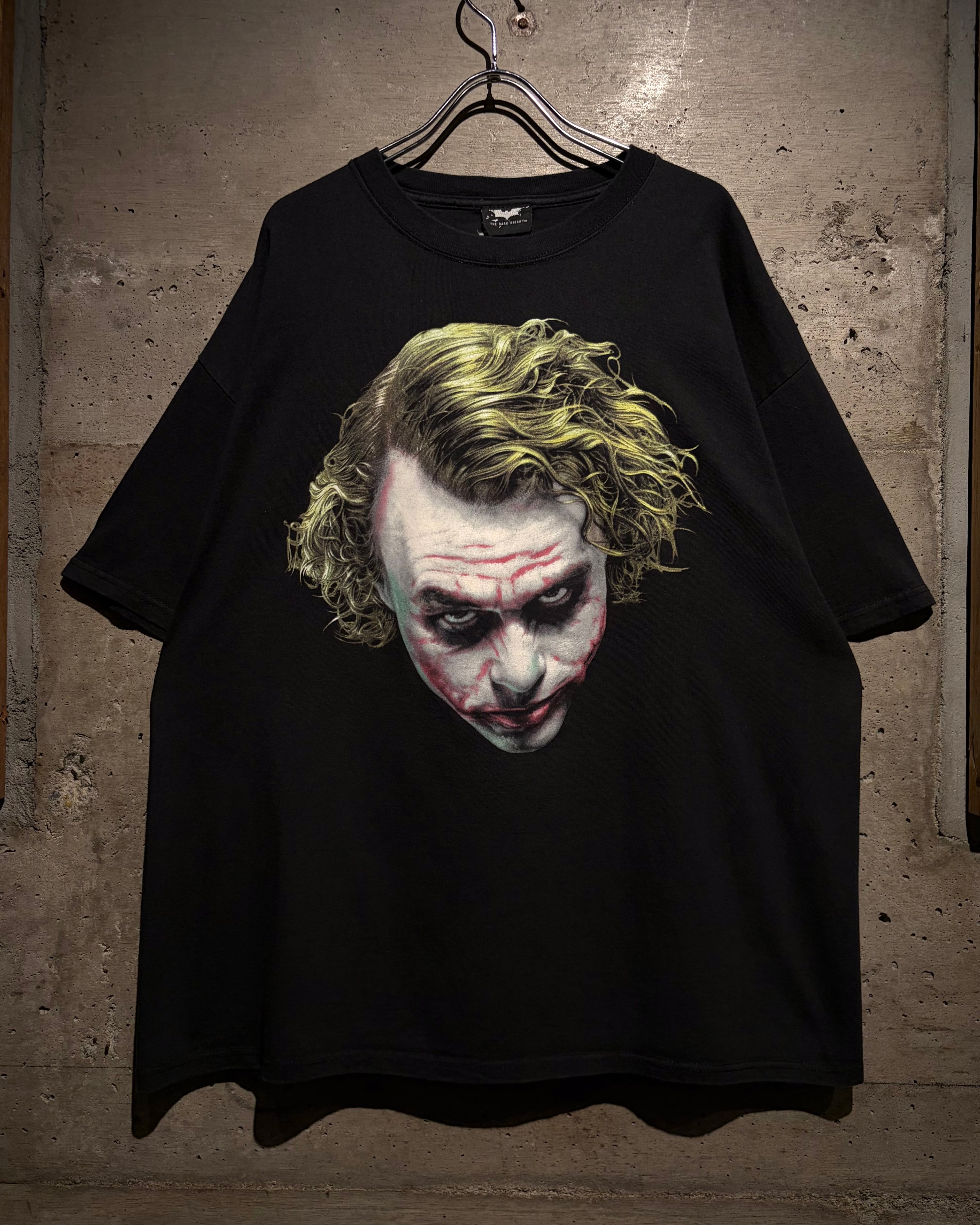 Caka】“THE DARK KNIGHT”“Joker”Big Face Design T-Shirt | Caka(カカ
