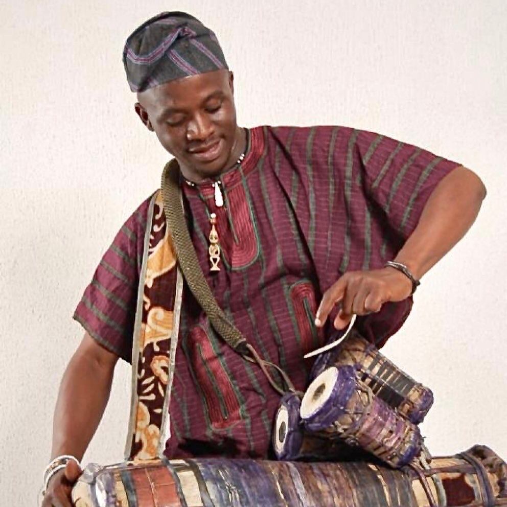 アフリカ ナイジェリア ヨルバ族 自立不可ナイジェリアヨルバ族鉄製