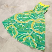 フラダンス 衣装 mmy modernistic ワンピース ドレス グリーン系 花柄 植物柄 ノースリーブ ハワイアンプリント ハワイアン アロハ フラ ダンス レッスン 練習 ハワイアンダンス フレアスカート 緑 黄 白 イエロー系 ホワイト系 華やか 鮮やか かわいい おしゃれ 上品 大人っぽい