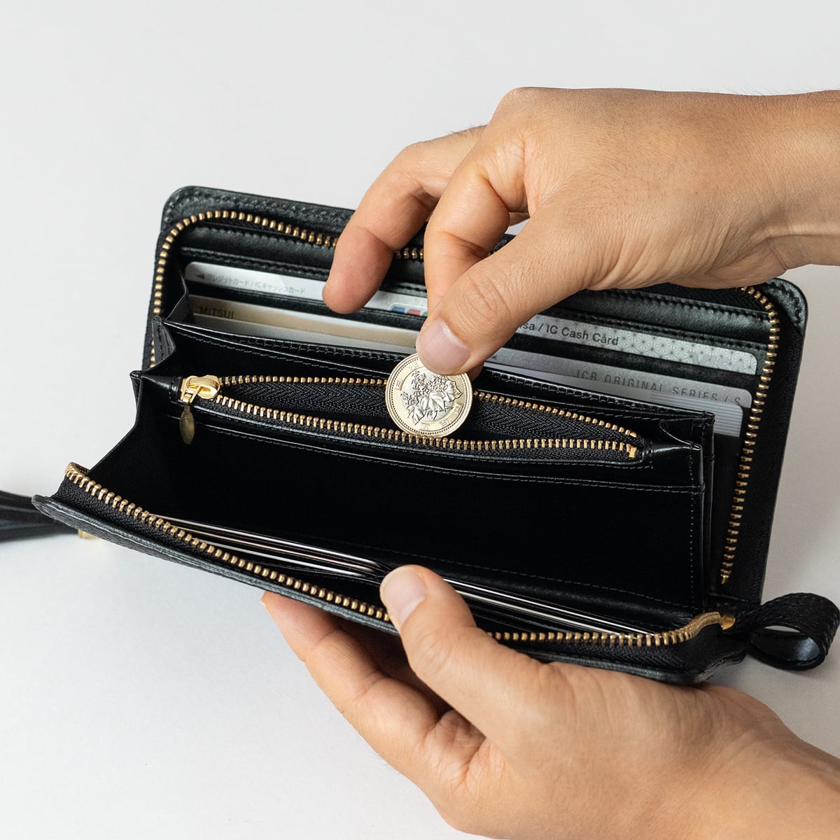 ウォレット ラウンドジップ 姫路黒桟革(ブラック) | ケイシイズ 【公式